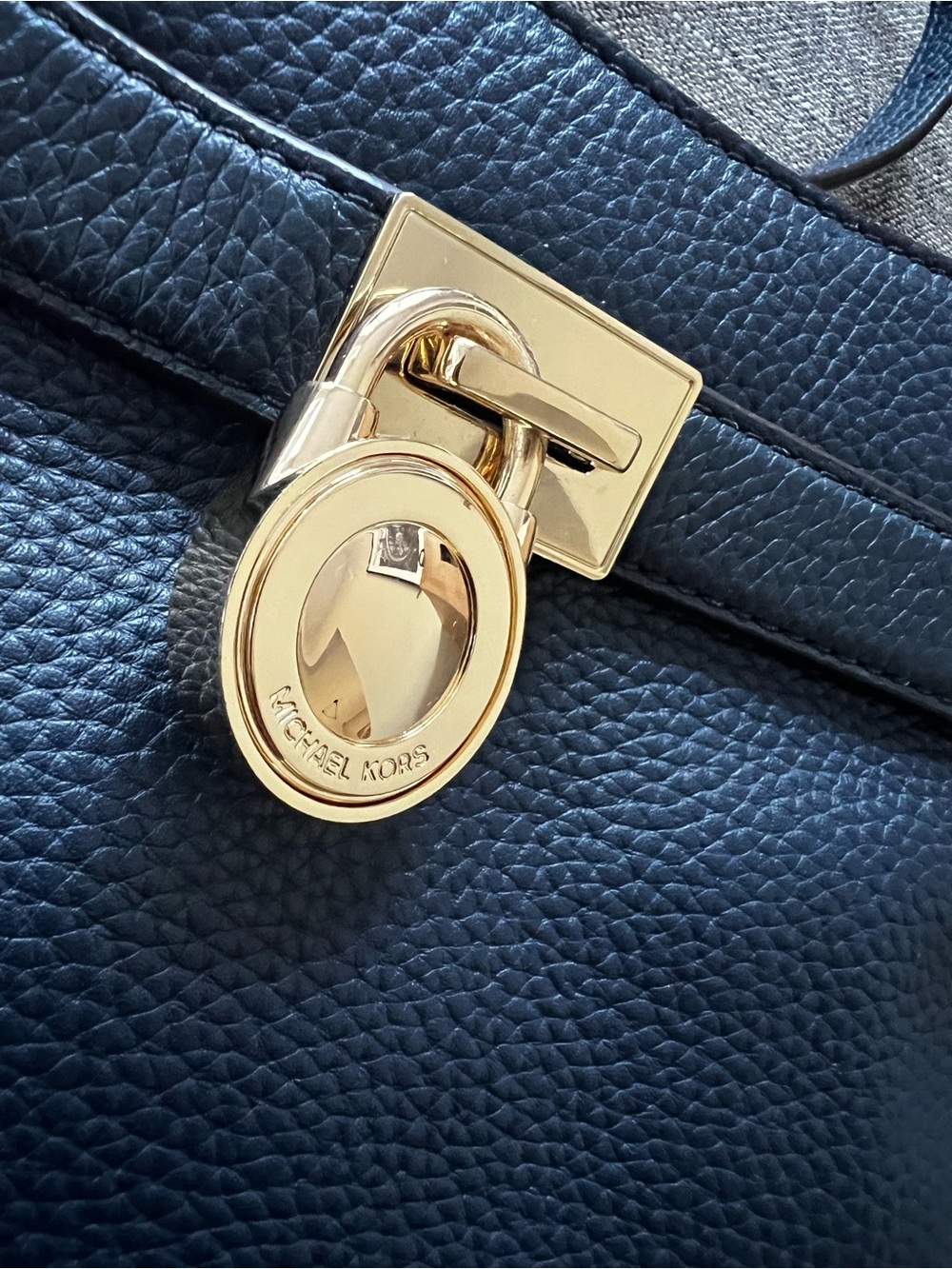 Michael Kors Navy Leather Crossbody Bag Gold Hardware - Picture 2 of 13